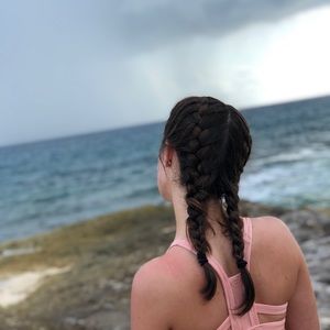 Meet your Posher, Bailey